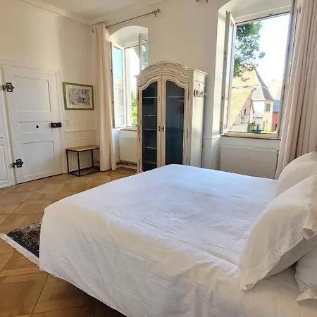 D'hotes Du Marche Aux Grains Guest house